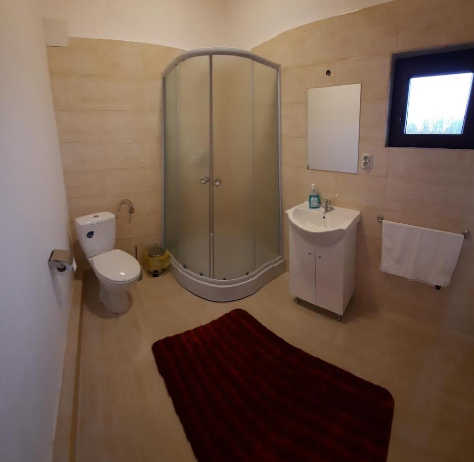 Cabana Dopca Racosu de Jos Luaran gambar